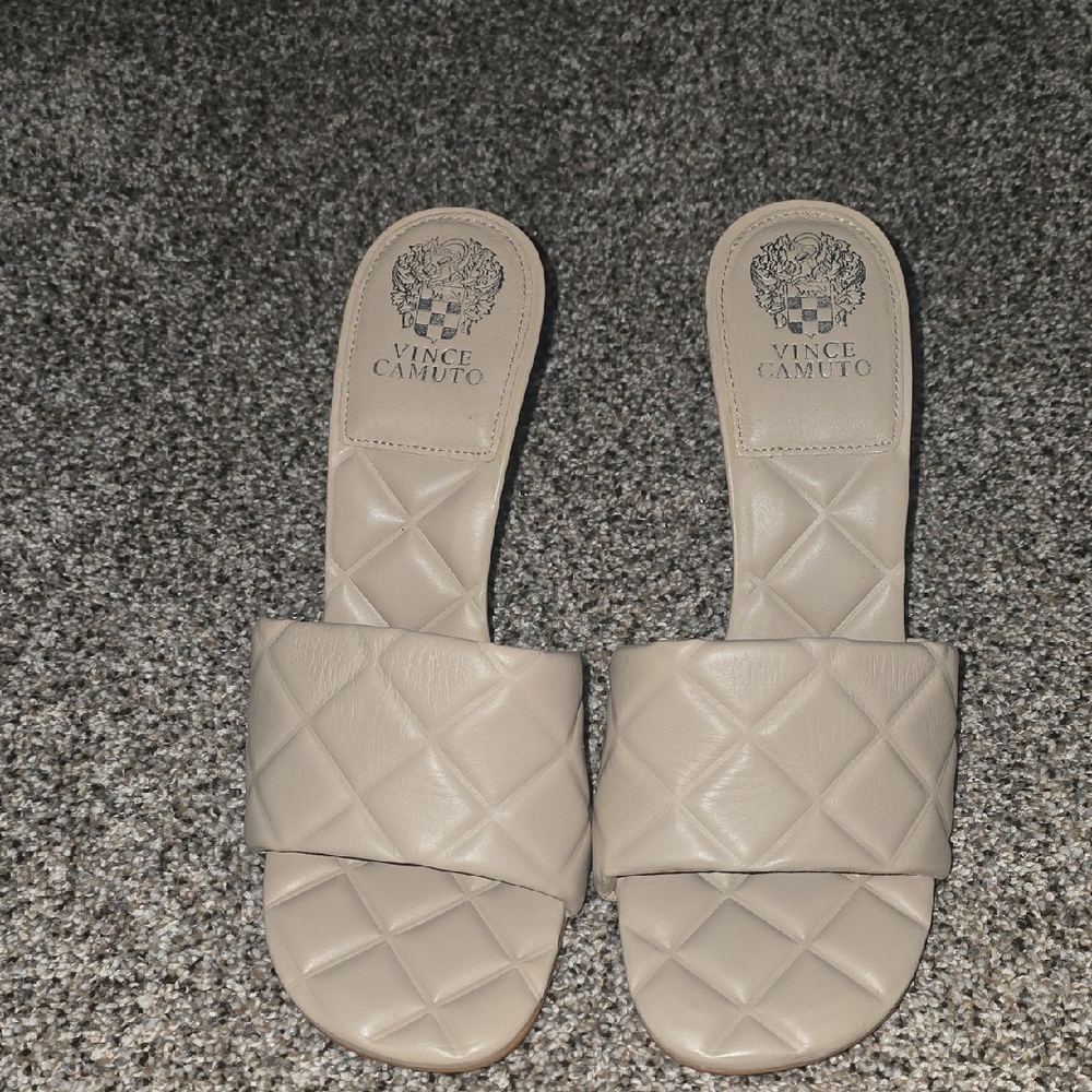 Vince Camuto Cream Quilted Slide Sandals